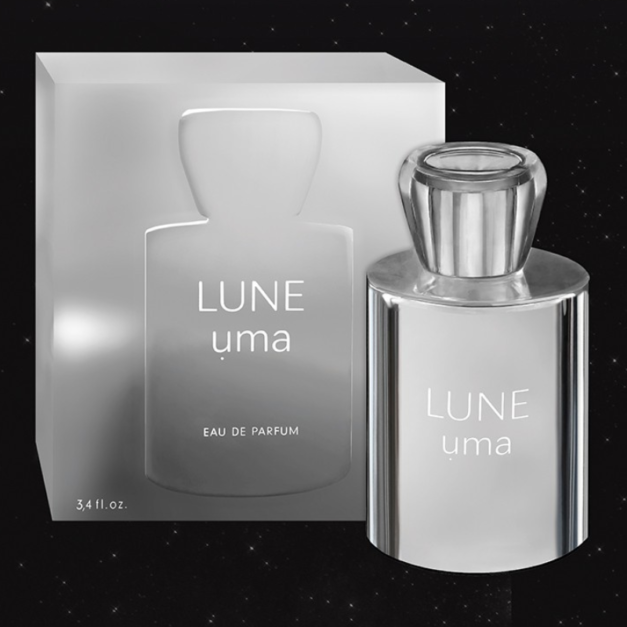 UMA LUNE